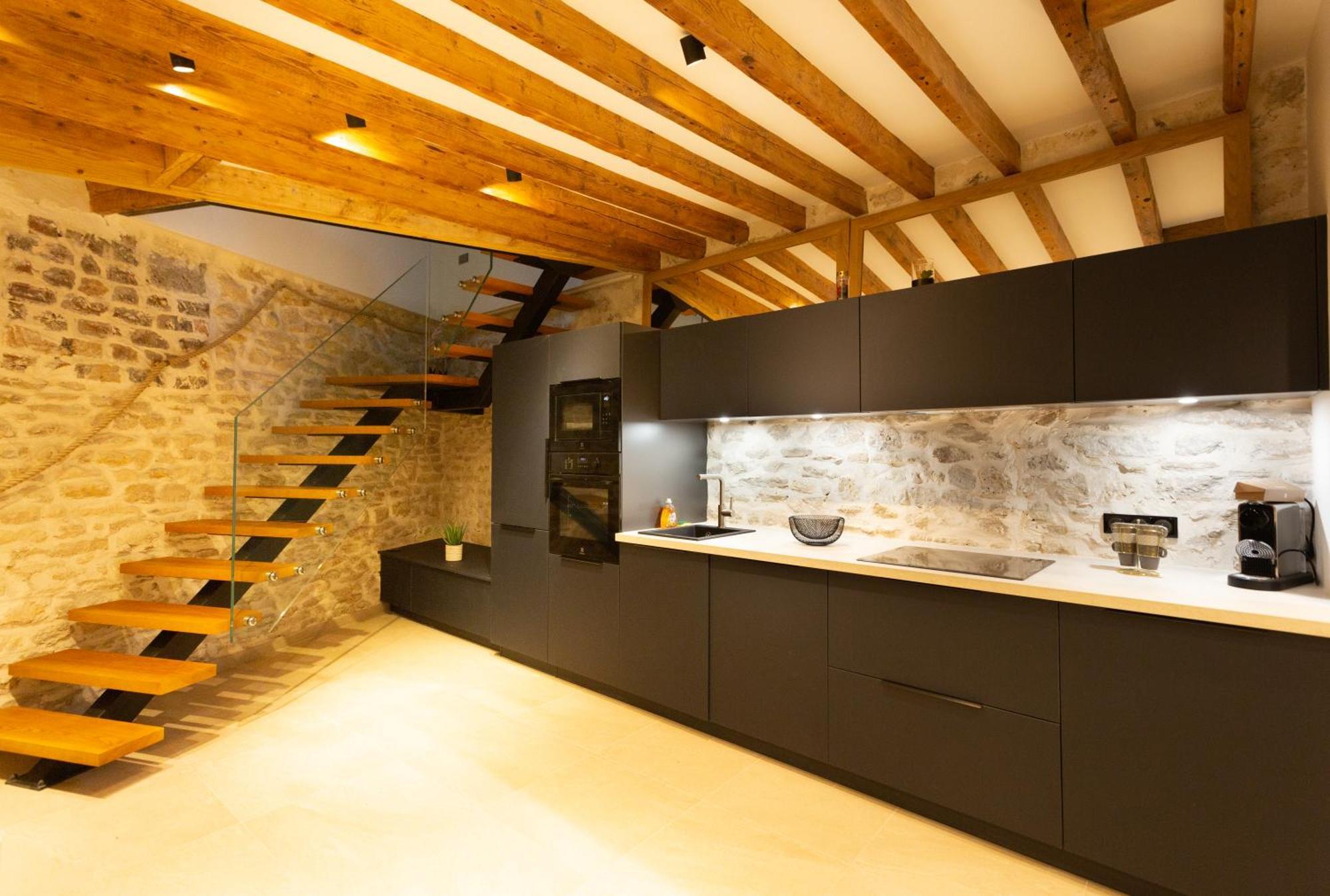 Hotel Leonard De Vinci Ii Et Studio *